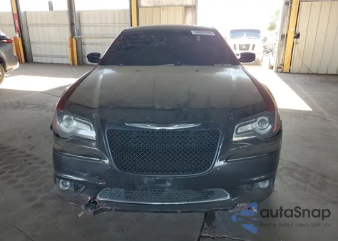 2012 Chrysler 300 Srt-8 из США, поврежденный, VIN 2C3CCAFJ2CH800779